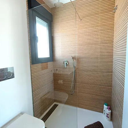 R-40-2 Luxurious With Pool Vakantiehuis *