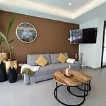 R-40-2 Luxurious Дом отдыха Лос-Монтесинос