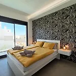 R-40-2 Luxurious * Лос-Монтесинос